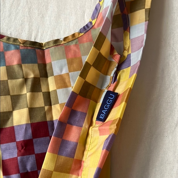Colorful Checkered Tote Bag - Picture 2 of 3